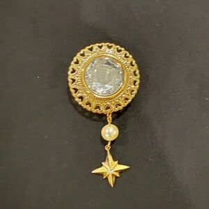 NONY New York Gold Button Cover with Crystal and Pearl Accent